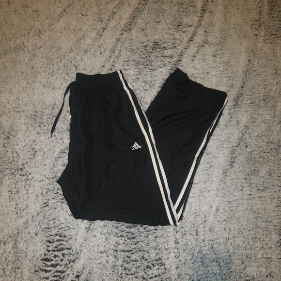 Adidas pants - Picture 13 of 13